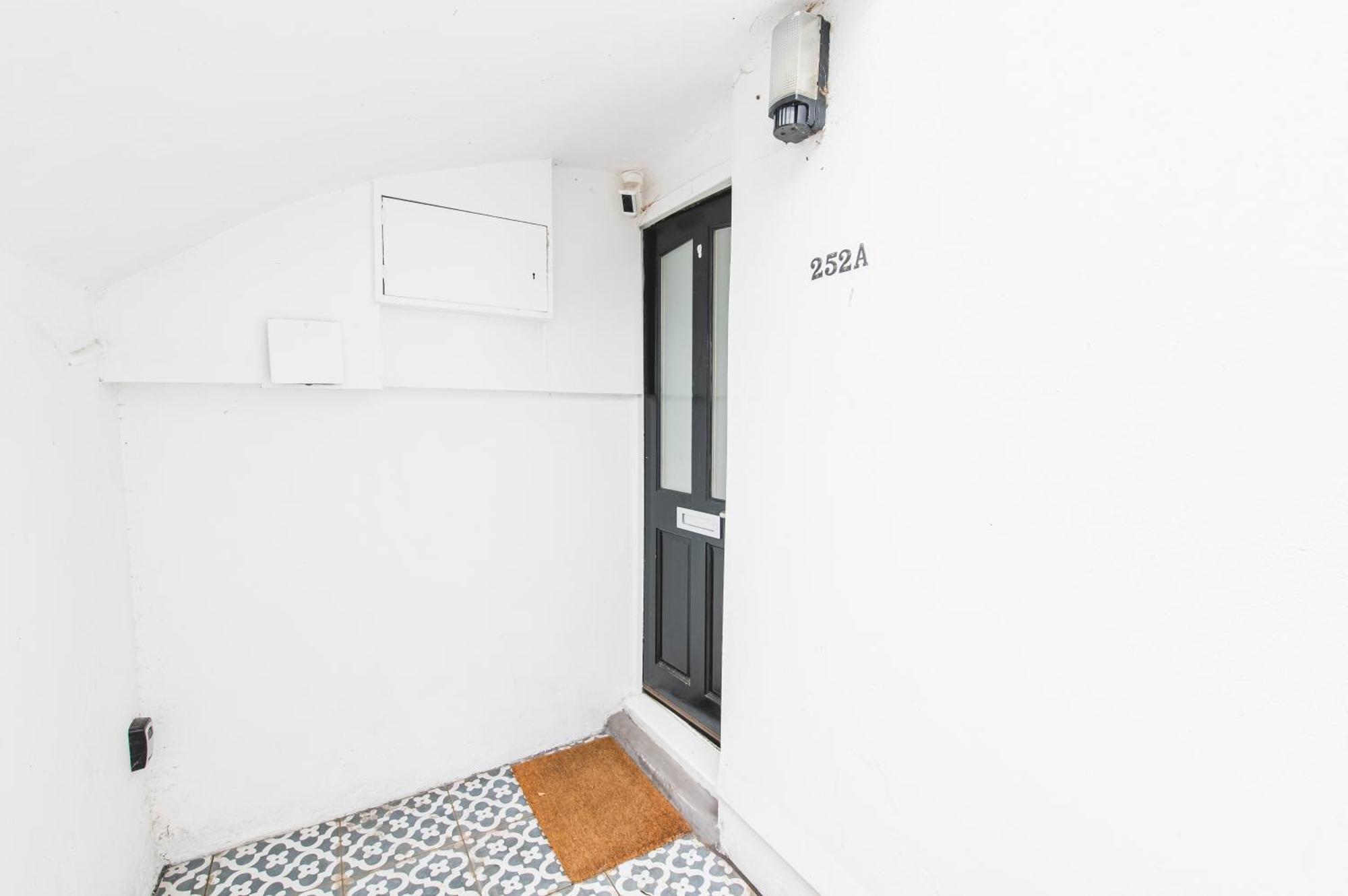 Pass The Keys - Modern & Stylish Garden Home In Islington Londyn Zewnętrze zdjęcie